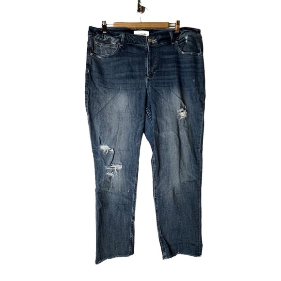 Maurices Women’s Jeans High Rise Distressed Size 20W Stretch Rolled Hem 7/8 28” - Picture 1 of 9